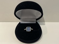 Bague or 750 calcedoine