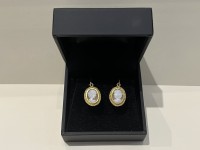 Boucles d'oreilles or 750 camée