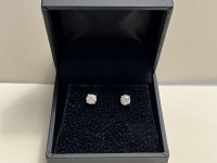 Boucles d'oreilles or 750 diamants 0,25 cts