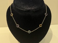 Collier or 750