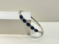 Jonc or gris 750 saphirs & diamants