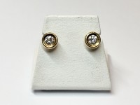 Puces d'oreilles diamants 0,10cts, or 750