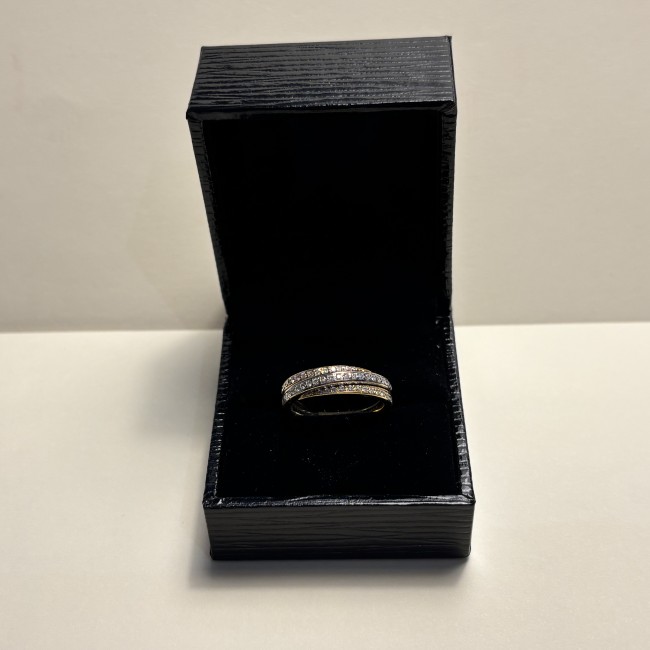 Alliance or jaune 750 & diamants 