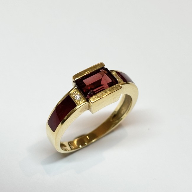 Bague Grenat, Nacre & Diamants, or 750