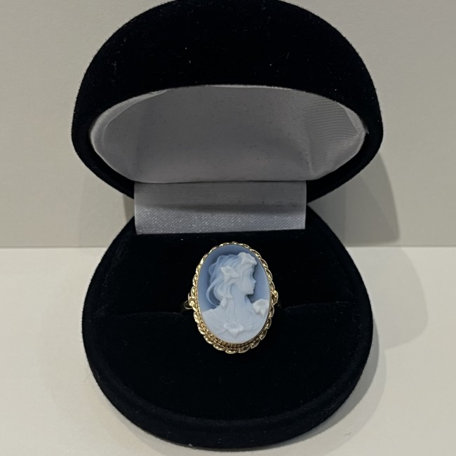 Bague or 750 camée bleu