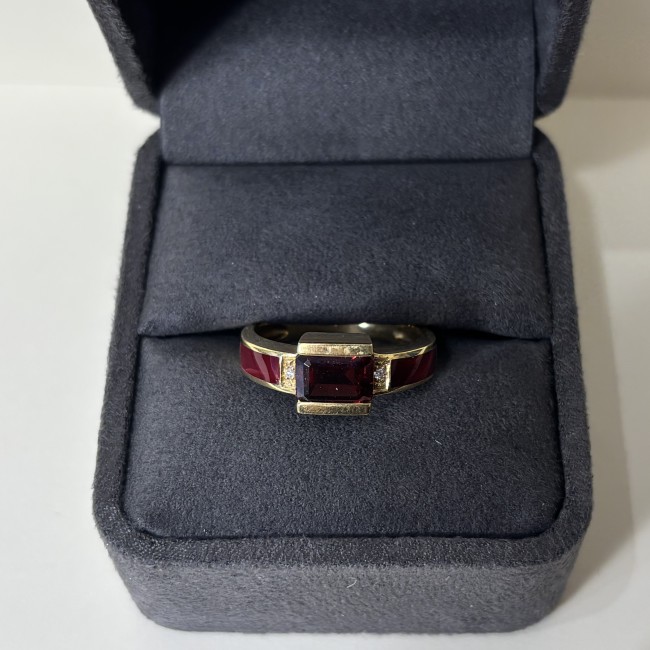 Bague Grenat, Nacre & Diamants, or 750