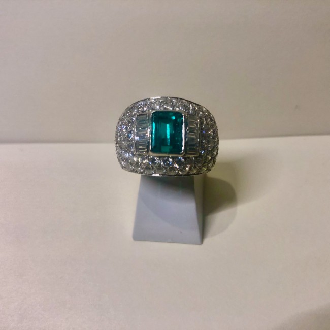 Bague platine 950 émeraude et diamants