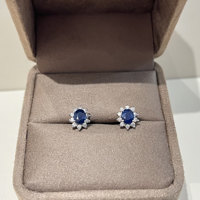 Boucles d'oreilles marquises or 750