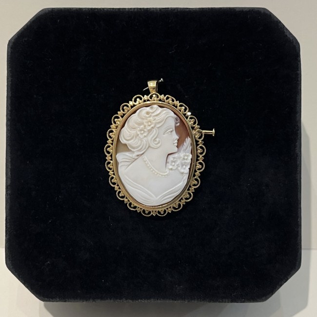 Broche pendentif camée or 750