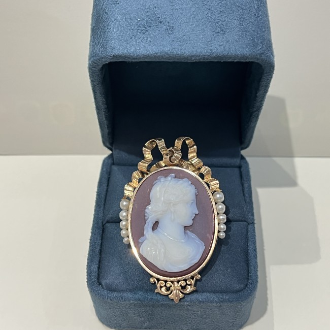 Camée agate or 750 