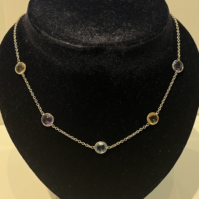 Collier or 750