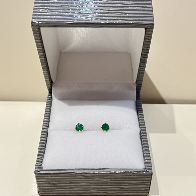 Puces d'oreilles or 750 & émeraudes 